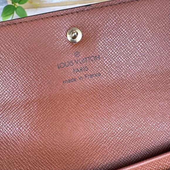 SOLD Louis Vuitton Monogram Porte Tresor Etui Papiers  Crossbody w/ Chain - Picture 11 of 14